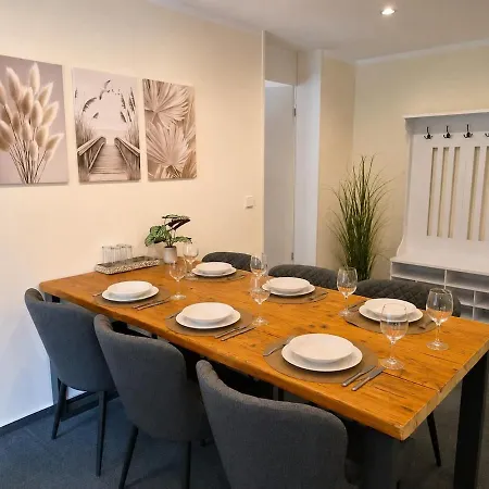 Boutique-residenz Mit 3 Sz Fuer 6 Gaeste Apartamento *