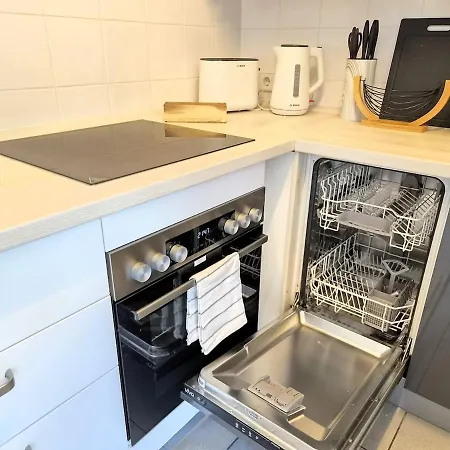 Boutique-residenz Mit 3 Sz Fuer 6 Gaeste Apartamento *